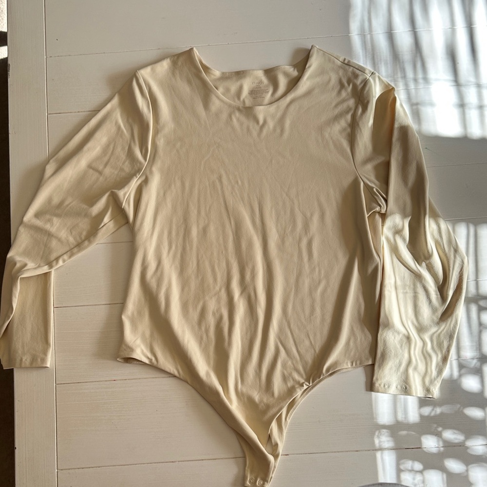 NUUDS Bone Long Sleeve crewneck bodysuit